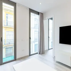 Minty - Bright La Merced Apartamento