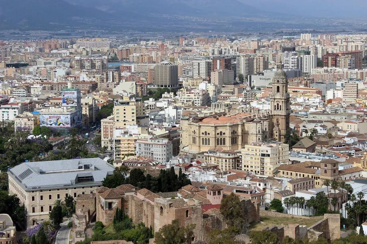 Del Parque Flats Malagueta Beach Malaga